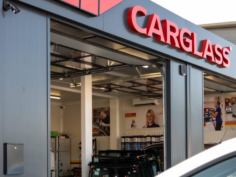 Carglass servisas – profesionali komanda, teikianti automobilių stiklų keitimo ir remonto paslaugas